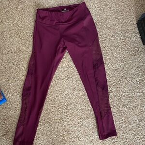 Stylish Maroon Mesh Leggings